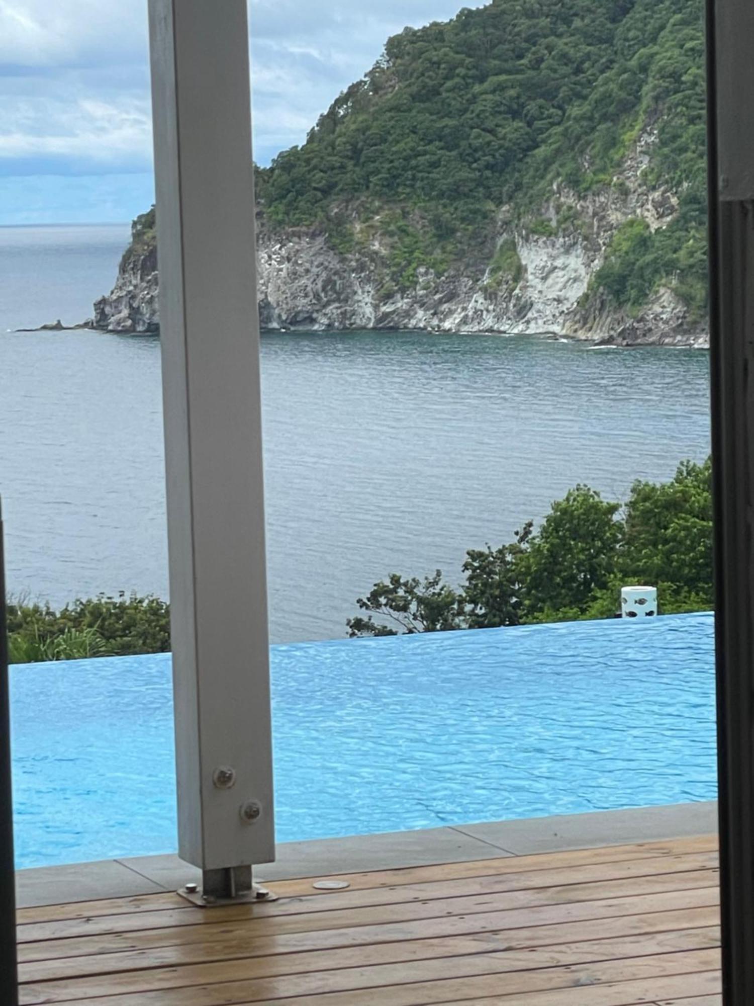 Villa Pelican Lodge Deshaies Bagian luar foto