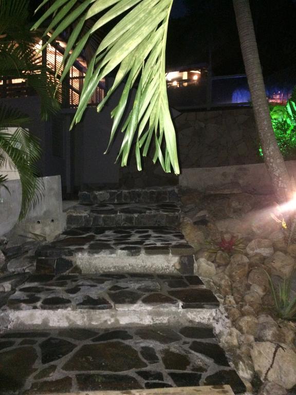 Villa Pelican Lodge Deshaies Bagian luar foto