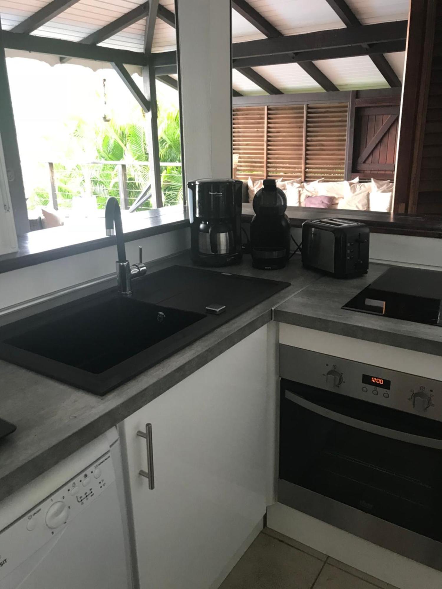 Villa Pelican Lodge Deshaies Bagian luar foto
